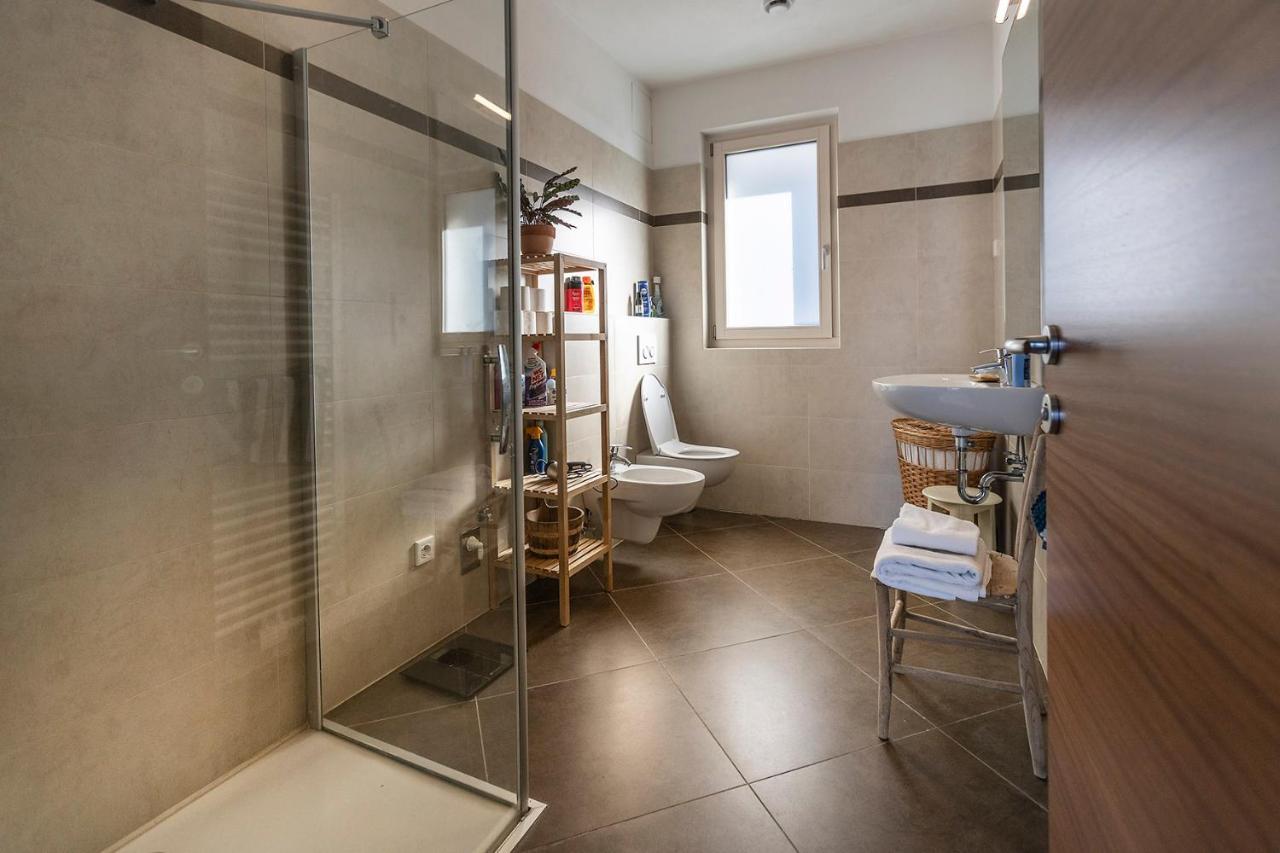 Villa Luthien Brenzone sul Garda Buitenkant foto